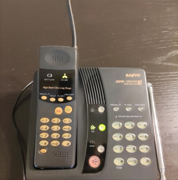 SANYO CLT 65Long Range Distance Cordless Telephone new battery